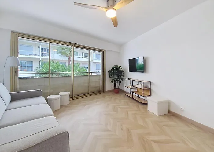 Bleu De Juan Apartment Antibes